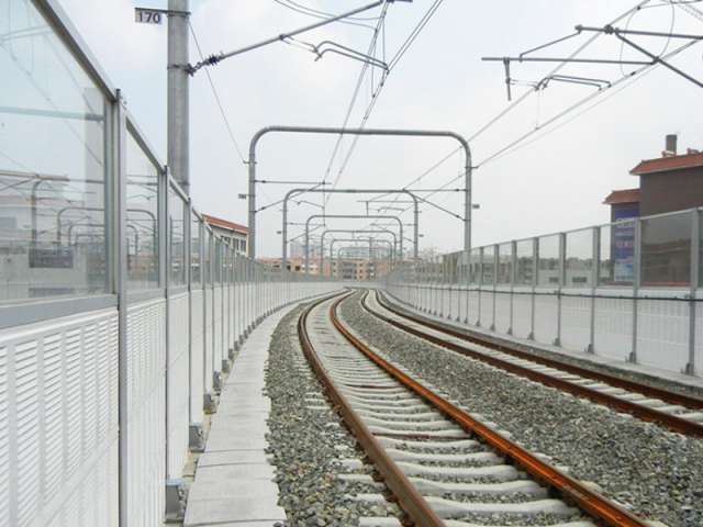 地鐵聲屏障 地鐵聲屏障