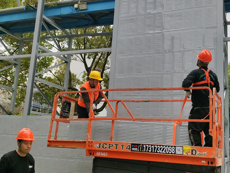 浦東半導體10米高聲屏障